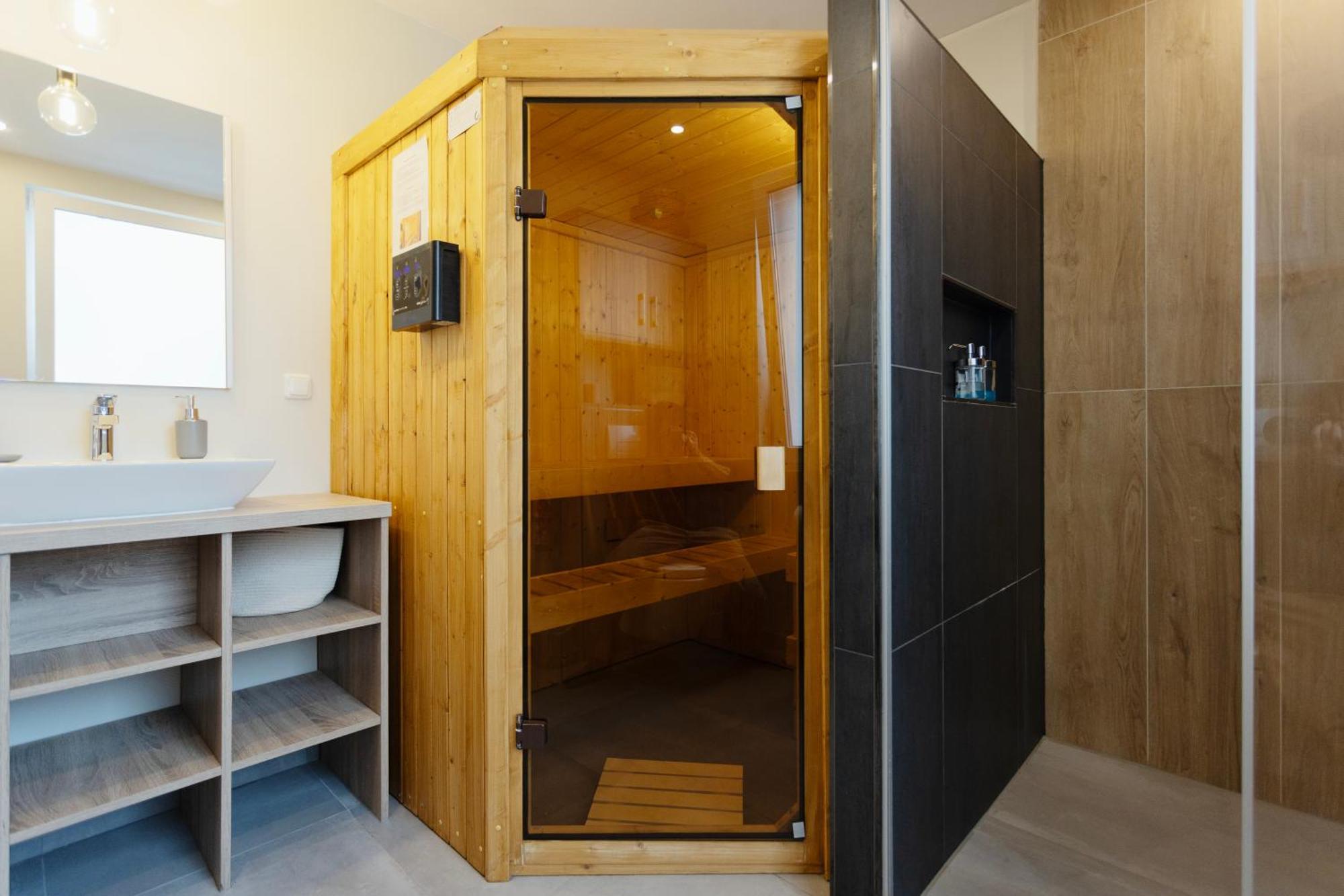 Huge Apartment With Sauna And Free Parking Duisburg Luaran gambar